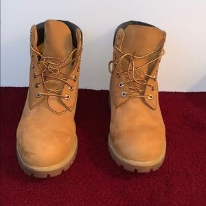Timberland 6inch Wheat size 11.5